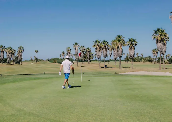 Barcelo Golf & 4*